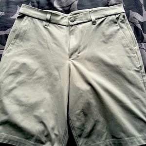 Lululemon Surge Shorts - Sage